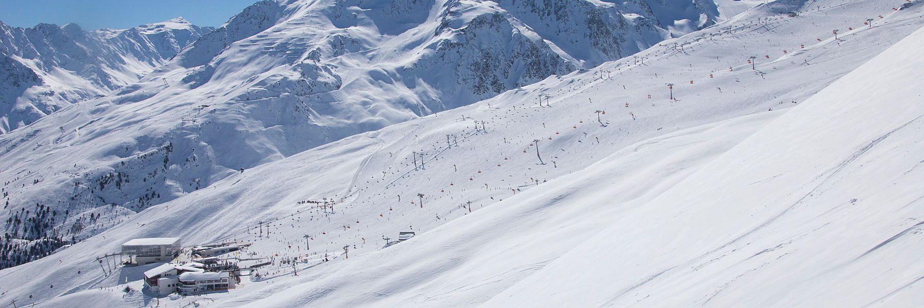 Winter im Skigebiet Sölden